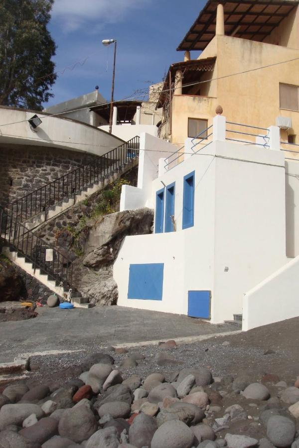 Il Nido Di Rinella, Casa Sulla Spiaggia Villa Leni Exterior photo